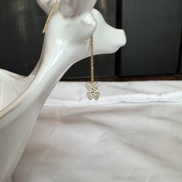 14KYG Flirty CZ Pave’ Butterfly Threader Earrings - Picture 2 of 8